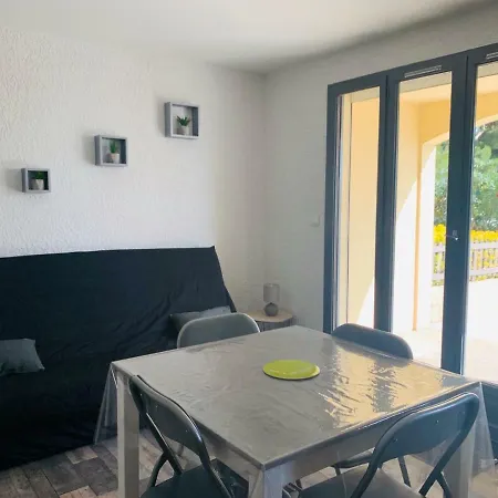 La Pinede Apartment